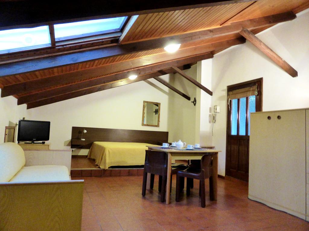 Residence Green Park Ventimiglia Room photo